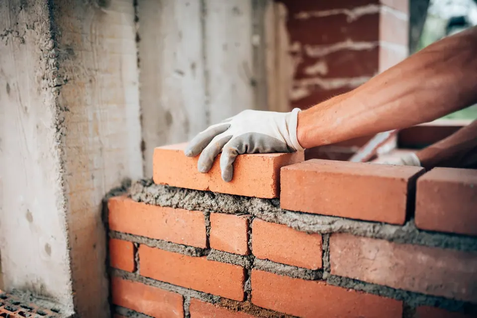 Signs you need repointing — Grace General Construction